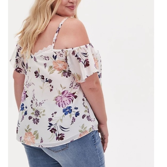 New Torrid Cold Shoulder lace trim botanical floral print blouse 5X plus - Picture 4 of 7
